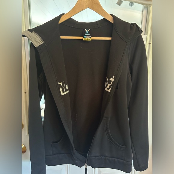 Burton hoodie with pockets EUC - Size medium black hoodie - snowboard ski wear - Picture 4 of 4